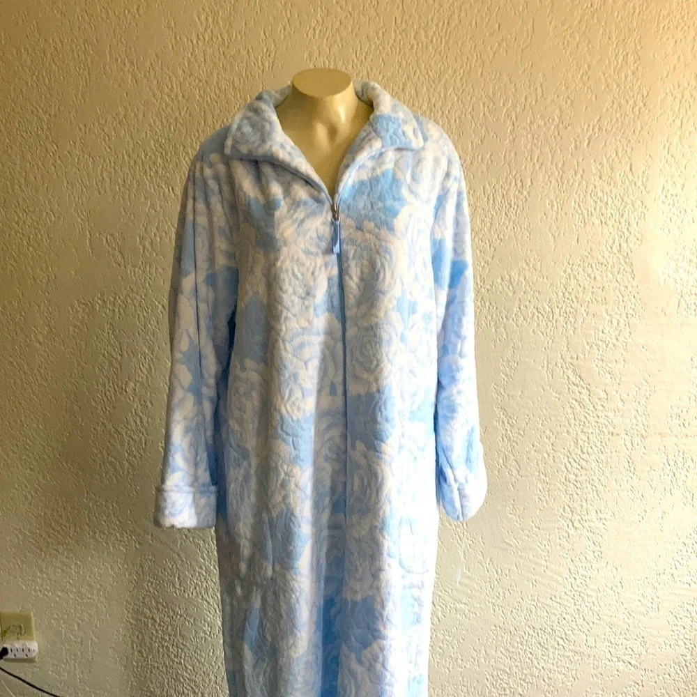 𝅺NWT MiSS ELAINE floral thick robe XL